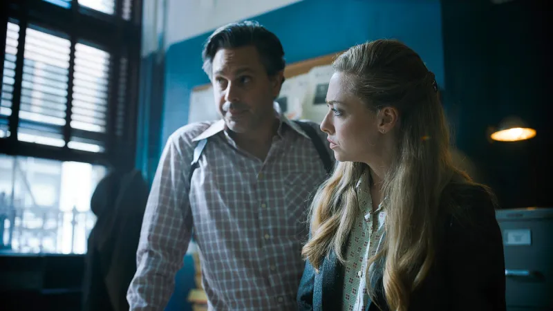 Amanda-Seyfried-Channels-Her-Inner-Cher-Horowitz--Rocks-Yellow-Plaid-Mini-Skirt-226