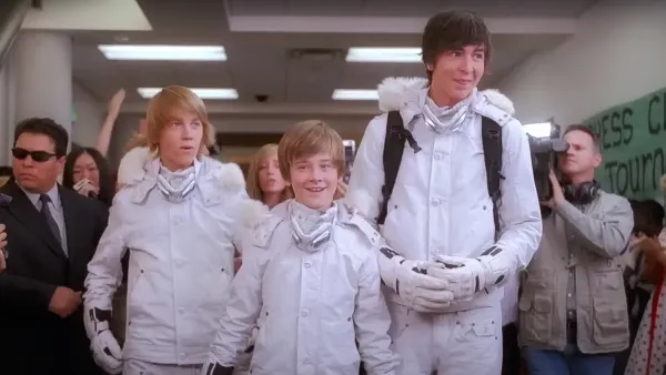 Cast-of-Disney-Channel-s--Minutemen---Where-Are-They-Now--Nicholas-Braun--Jason-Dolley-and-More -192