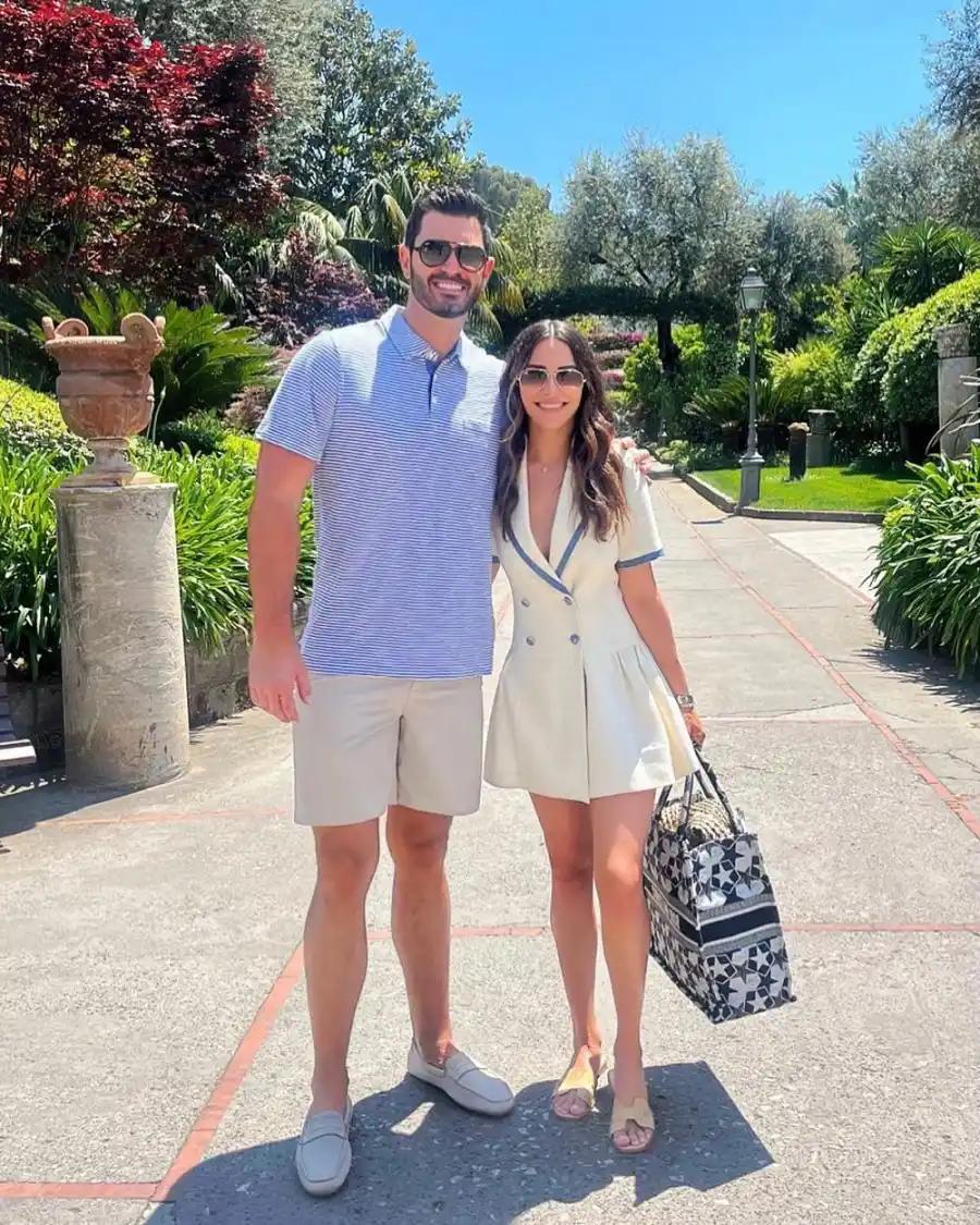 Celebrity-Weddings-of-2023--Stars-Who-Got-Married-This-Year -161 Andi Dorfman and Blaine Hart