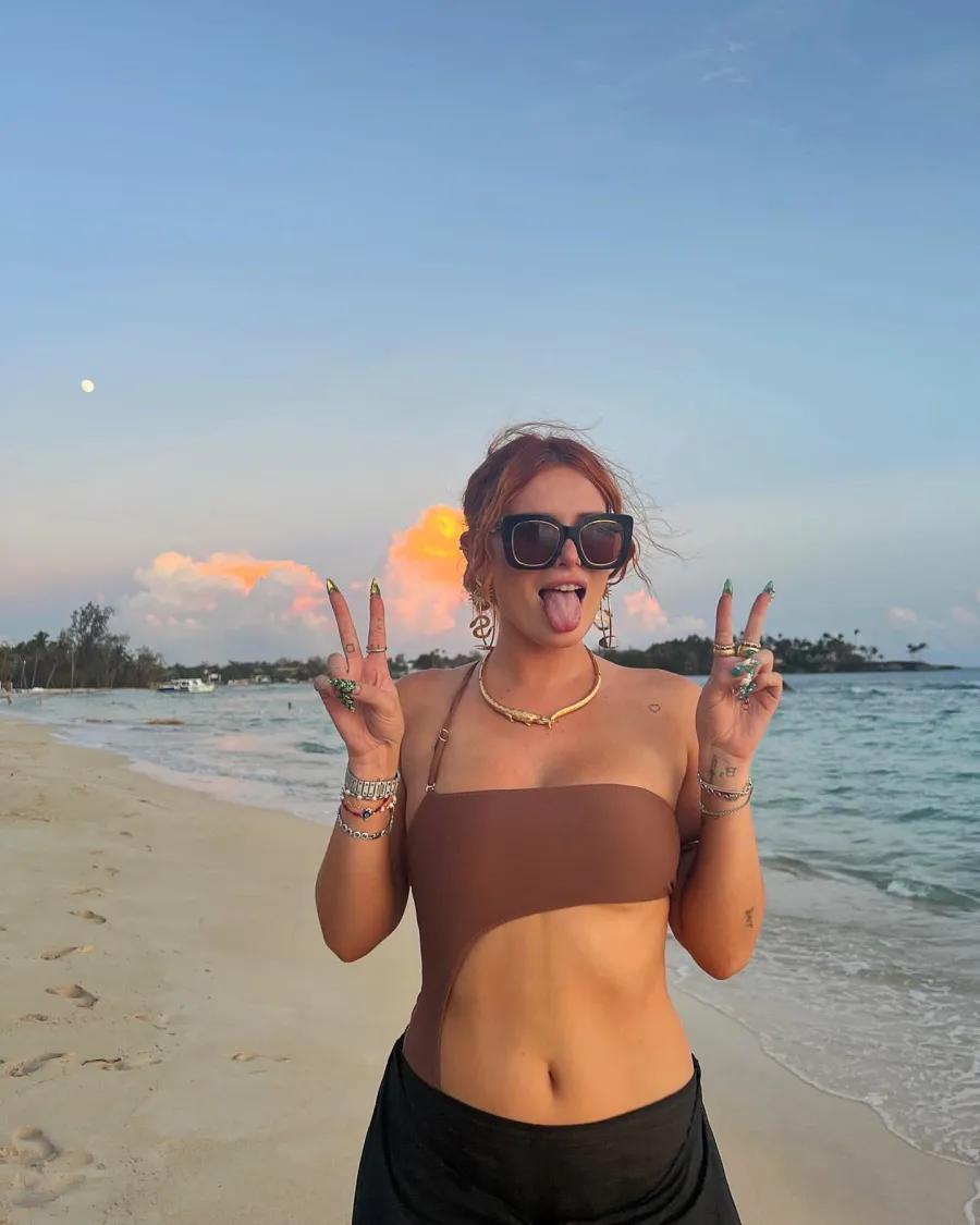 Celebrity-Wildest-Nail-Designs-Gallery-167 Bella Thorne