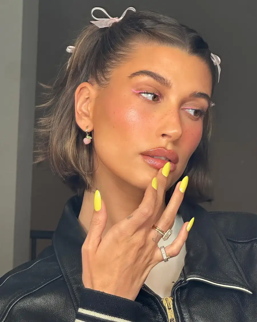 Celebrity-Wildest-Nail-Designs-Gallery-170 Hailey Rhode Baldwin Bieber