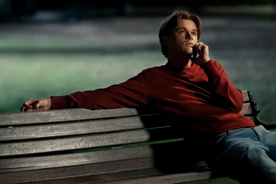 Everything-to-Know-About-Season-2-of-Amazon-Prime-Video-s--The-Summer-I-Turned-Pretty- -268 Christopher Briney (Conrad)