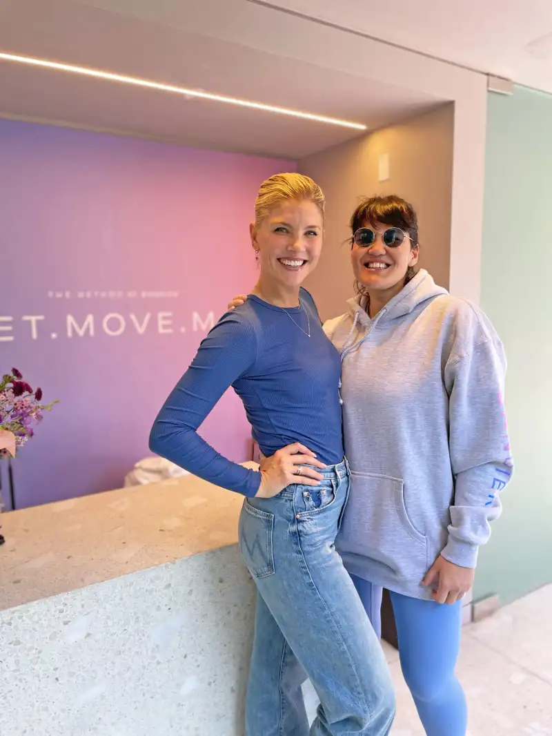 Hot Pics Influencer Amanda Kloots celebrated the partnership between British wellness sensation The Method and Bandier