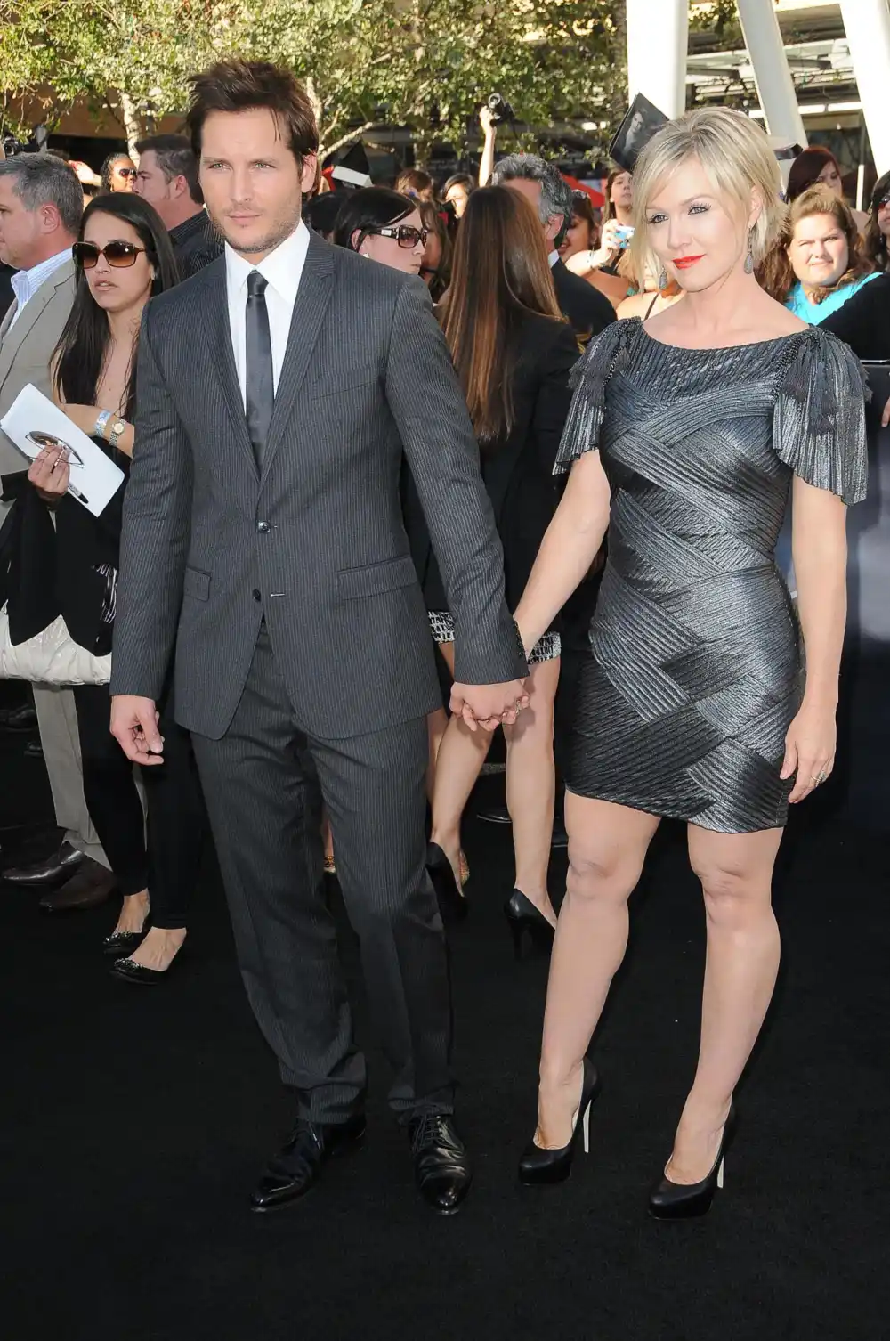 Jennie-Garth-and-Ex-Husband-Peter-Facinelli-Reunite-at-Daughter-Luca-s-College-Graduation--Photo-371