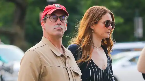 Jon-Hamm-and-Fiancee-Anna-Osceola-Have-Romantic-Date-Night-at-Cipraini-in-New-York-City--Photo-429
