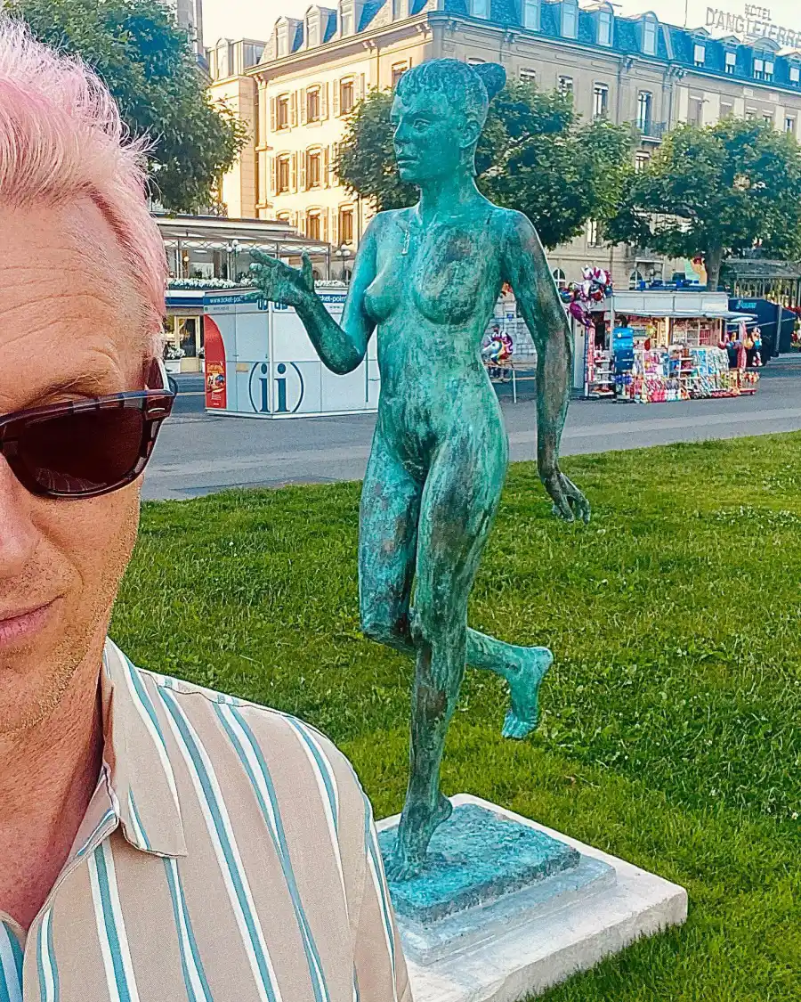 Josh-Freese-Joins-Foo-Fighters--After-Taylor-Hawkins--Death--5-Things-to-Know-About-the-Drummer-212