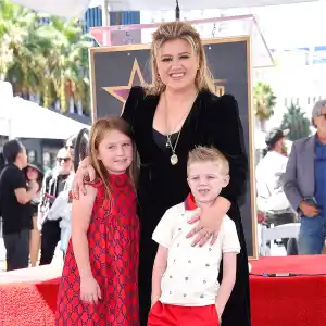 Kelly-Clarkson-Is--Looking-Forward-to-a-Fresh-Start--With-Her-Kids-in-New-York-City-157