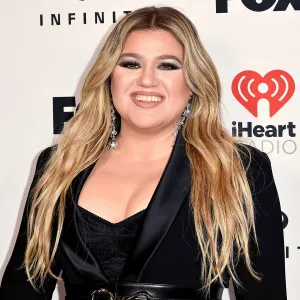 Kelly Clarkson Says It Was ‘100 Percent' Her Idea to Move Kids and Talk Show to New York City We 'Needed a Fresh Start' Feature