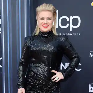 Kelly Clarkson reveals she cut too truth telling songs from upcoming album