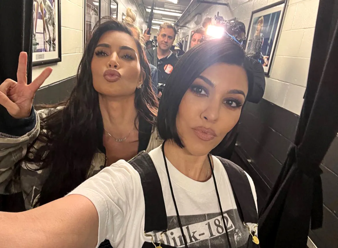 Kim and Kourtney Kardashian Hang Out at Blink-182 Concert as Feud Plays Out on 'The Kardashians'
