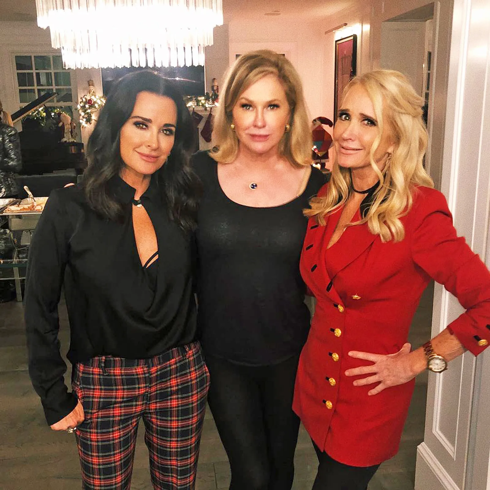 Kyle Richards Reunites With Sisters Kathy Hilton and Kim Richards