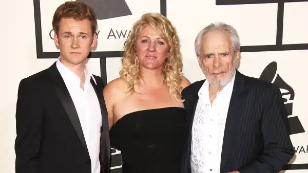 Merle Haggard’s Son Ben Haggard Posts Heartbreaking Photo Mourning His Father: ‘He Was the Best Country Singer That Ever Lived’
