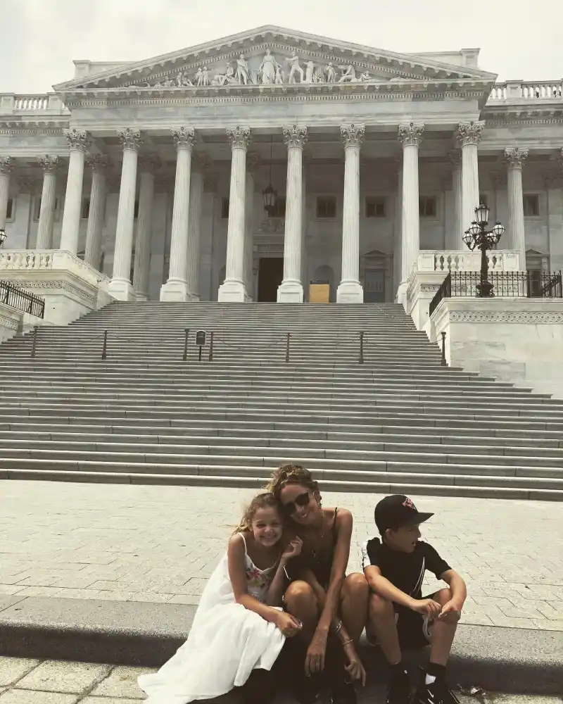 Nicole Richie and Joel Madden-s Family Album