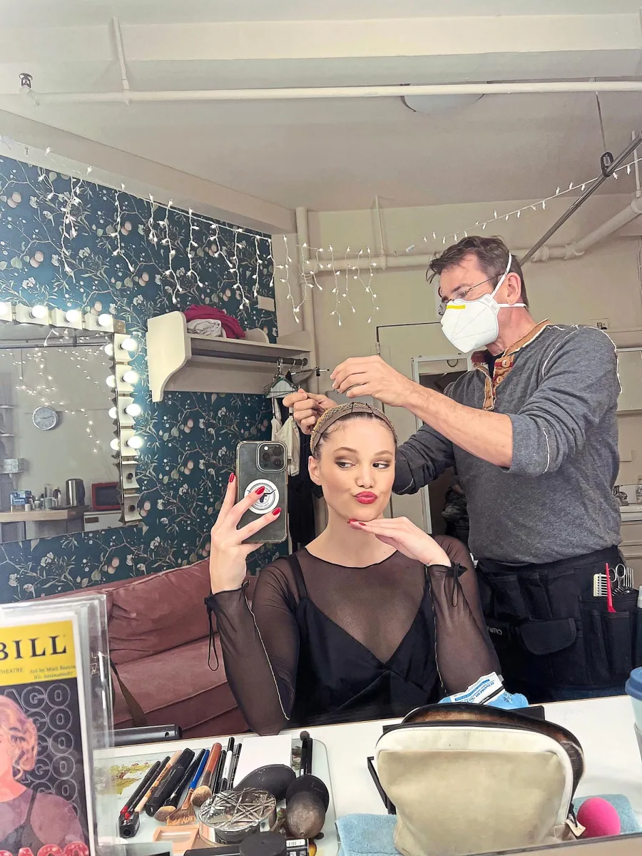 Olivia-Holt--Inside-a-Day-in-My-Life-449