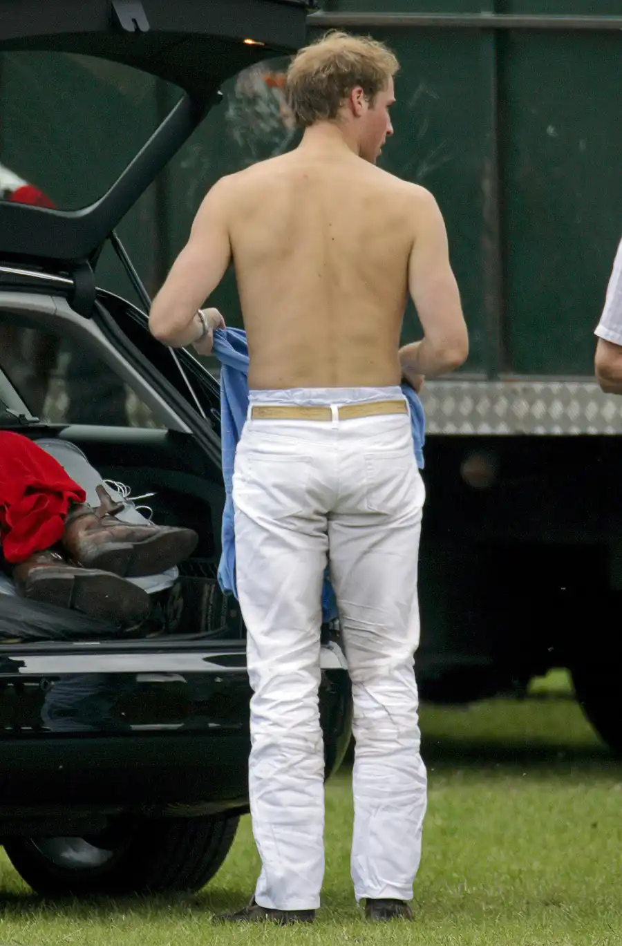 Prince-William-and-Prince-Harry-s-Best-Shirtless-Moments-Over-the-Years--Photos-182