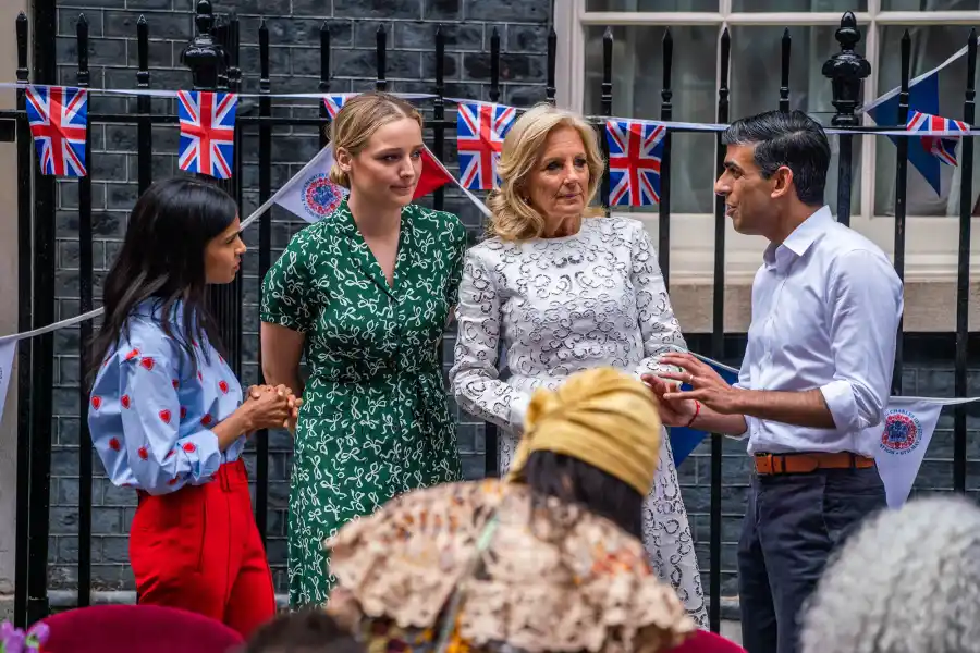 Prince William and Princess Kate Pop in Blue During Coronation Big Lunch: See Photos