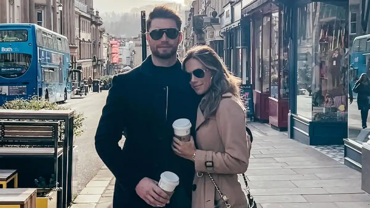 Read Jana Kramer’s Boyfriend Allan Russell’s Sweet Mother’s Day Card (Which He Signed With Her Kids!)