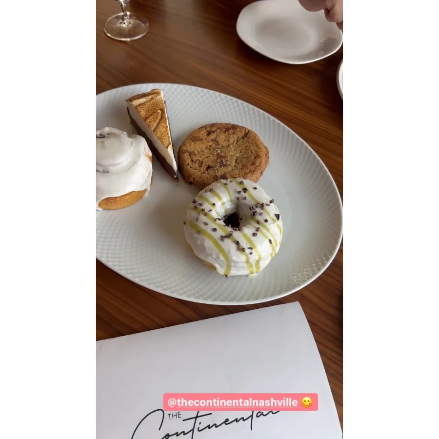 Reese Witherspoon Celebrates Mothers Day