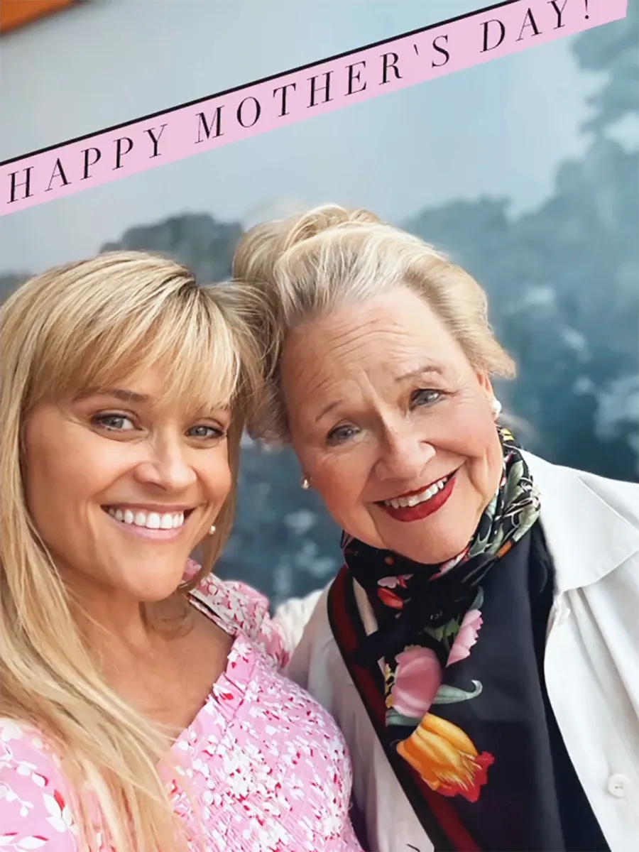 Reese Witherspoon Celebrates Mothers Day