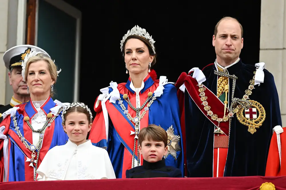 Royal-Family-Had--Hope--Prince-Harry-Would-Stay-in-London-After-Coronation--Expert-Says---There-Was-a-Sadness- -157