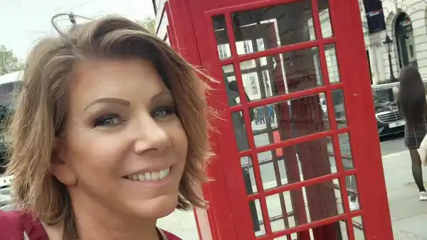 Sister Wives Meri Brown Celebrates Independence on Empowering London Visit