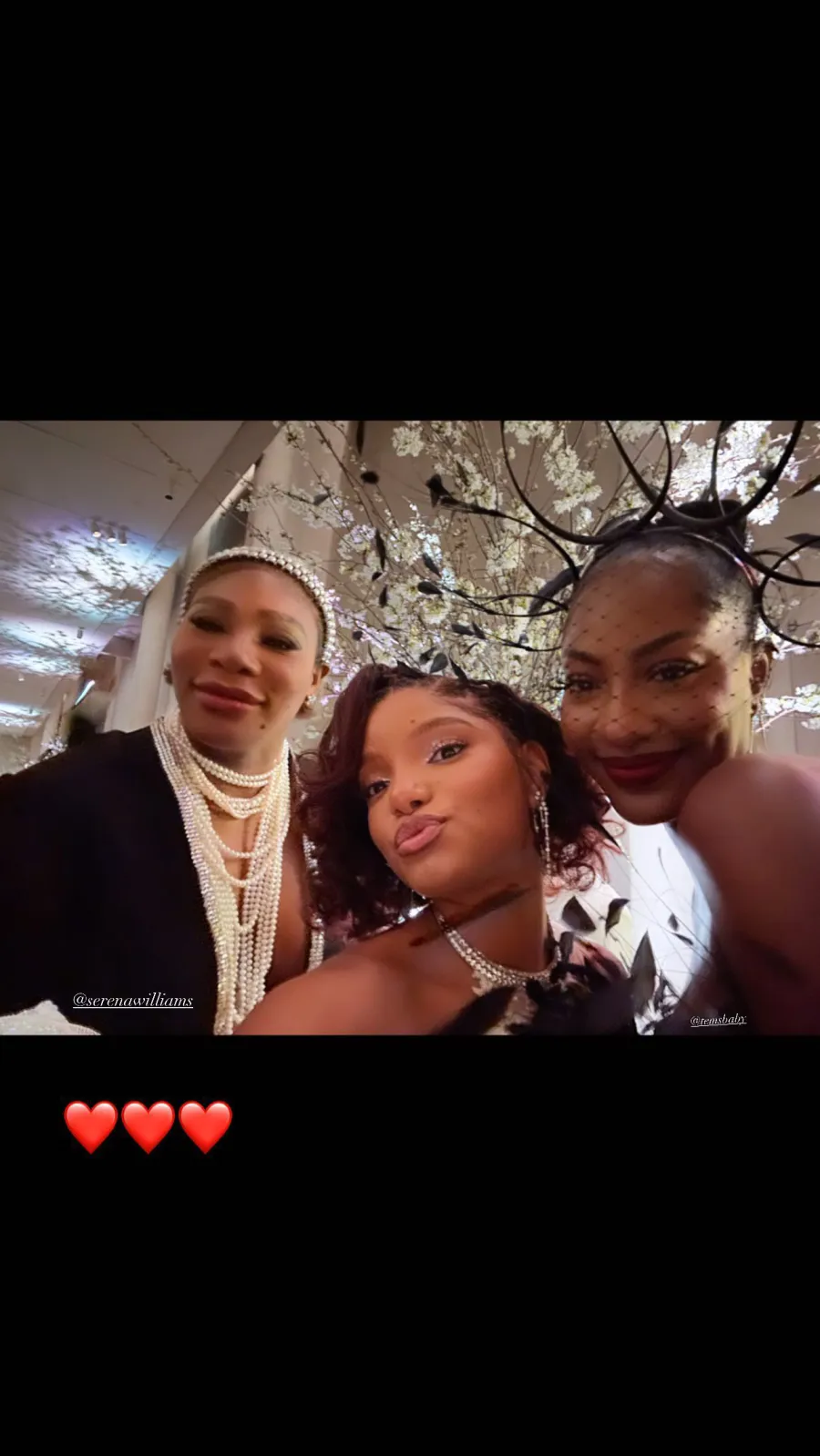 Stars Who Took Selfies Together at Met Gala 2023 038344253398_557122989881628_5033373768292104121_n