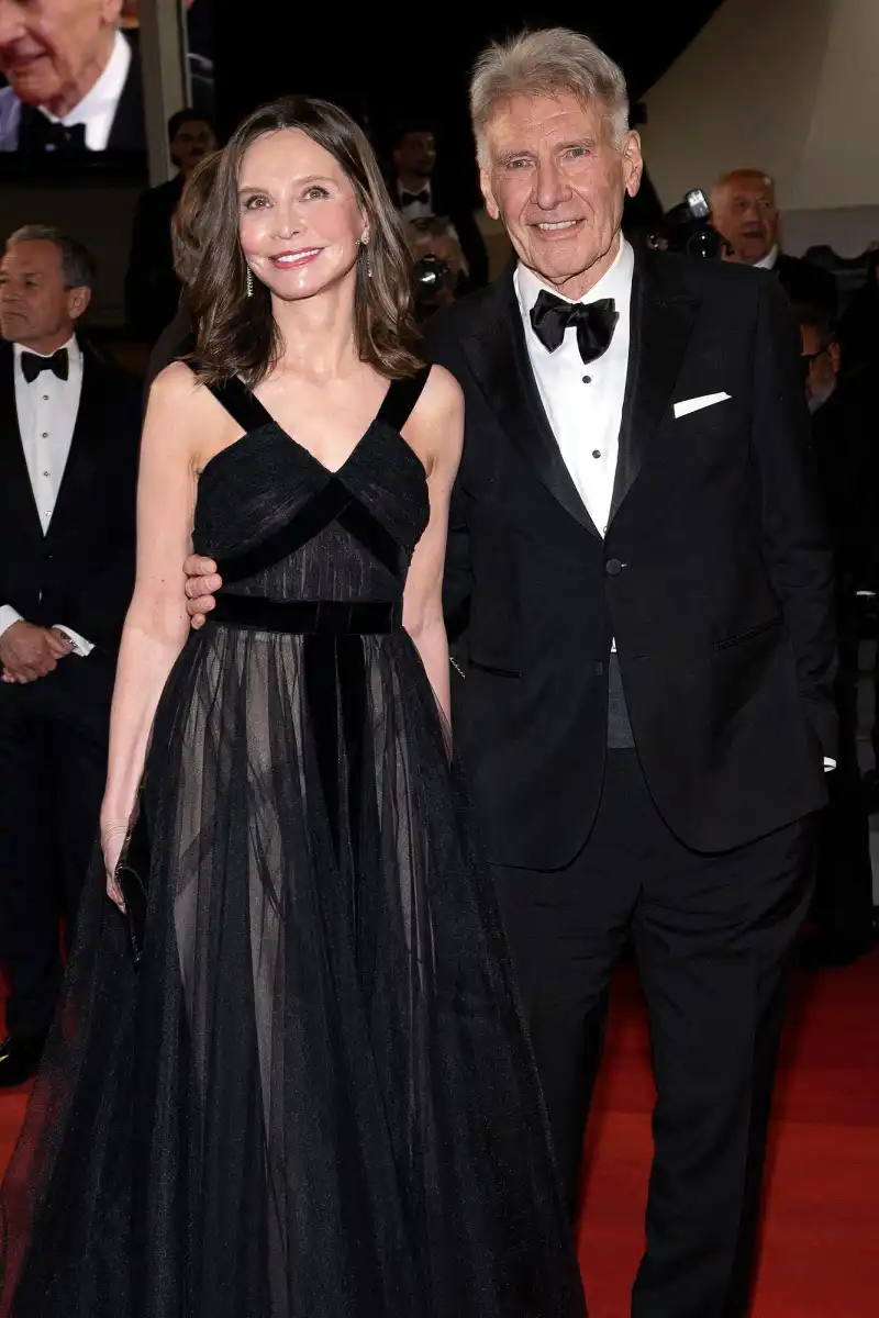 Stars-Whose-Kids-Graduated-in-2023--Barack-Obama--Pierce-Brosnan-and-More-282 Calista Flockhart and Harrison Ford