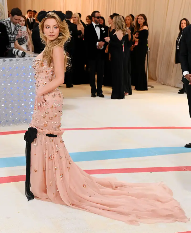 Sydney Sweeney Looks Euphoric Rolling Solo on 2023 Met Gala Red Carpet 2