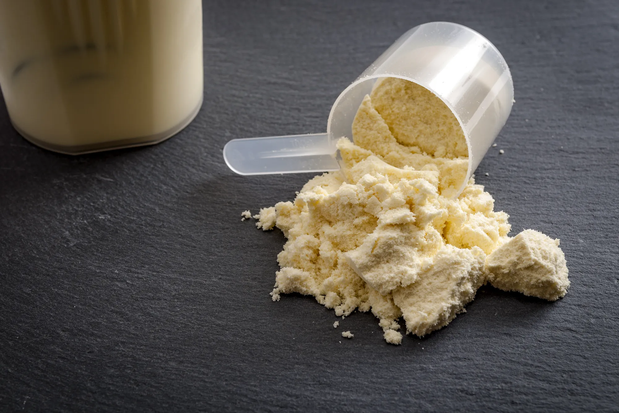 Vanilla-Protein-Powder-Stock-Photo