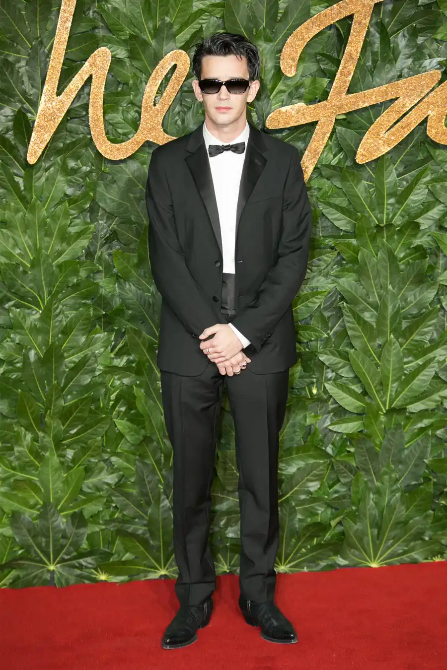 Who Is The 1975 s Matty Healy 5 Things to Know About the Singer Linked to Taylor Swift 122