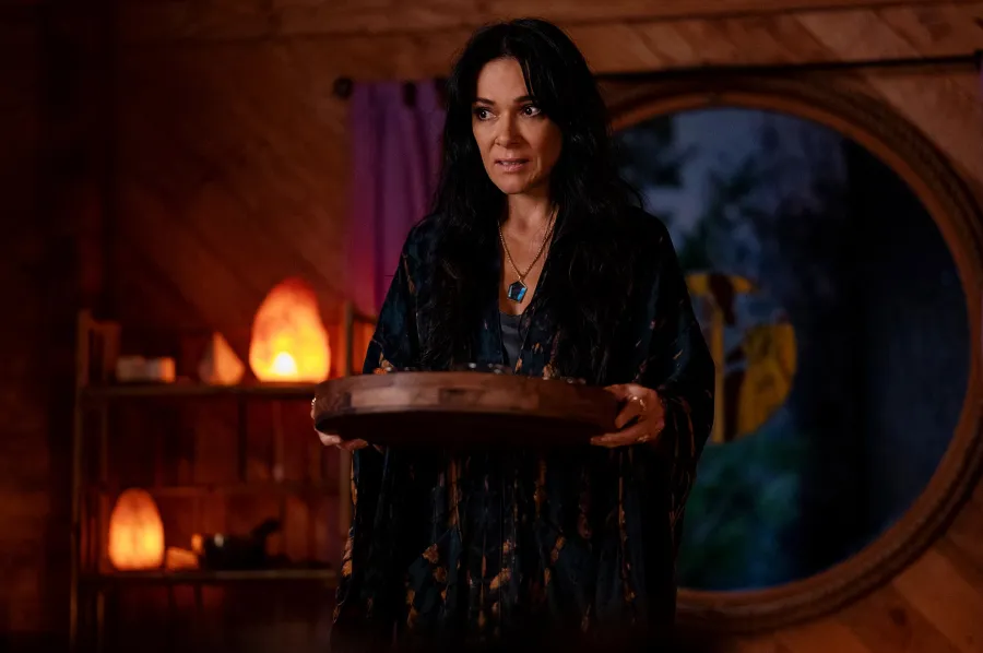 -Yellowjackets--Burning-Questions-After-Season-2-Finale--Who-Died--Who-Is-the-Antler-Queen-- -521 Simone Kessell as Lottie