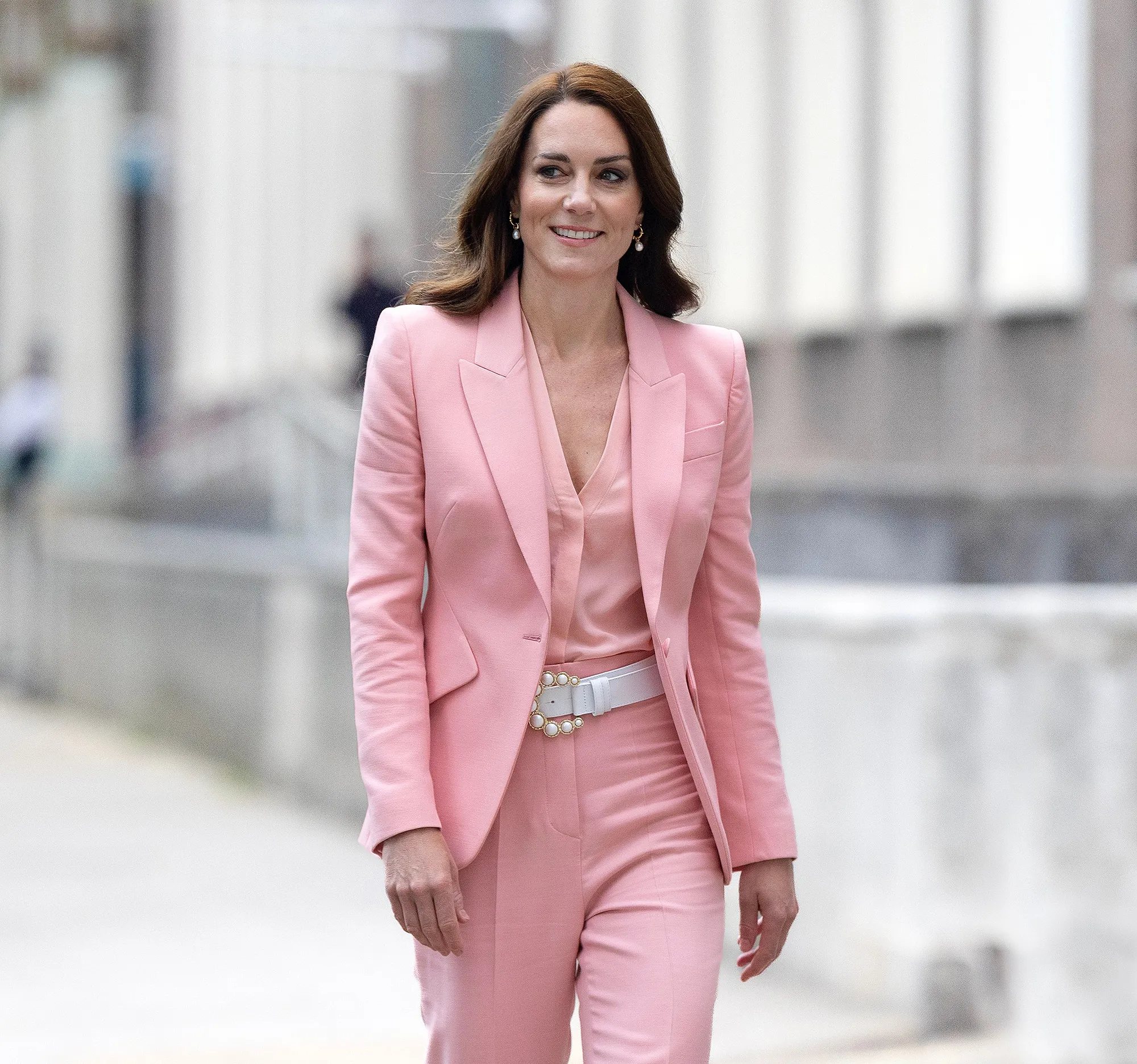 kate-middleton-pearl-belt