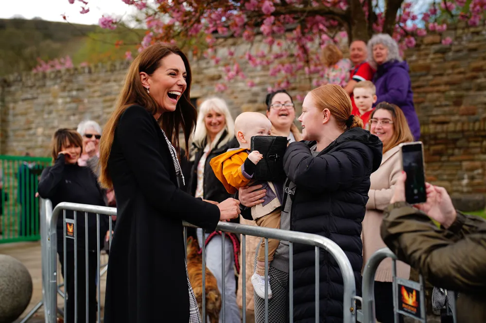 princess-kate-diamond-hoop-earrings-aberfan