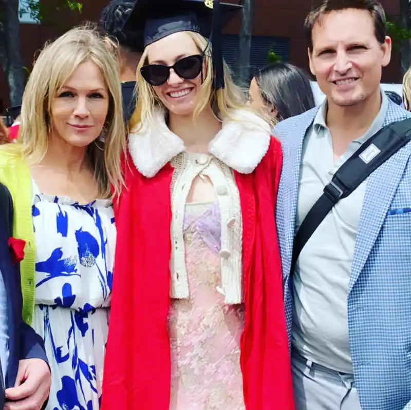 Jennie Garth and Peter Facinelli Stars Whose Kids Graduated in 2023