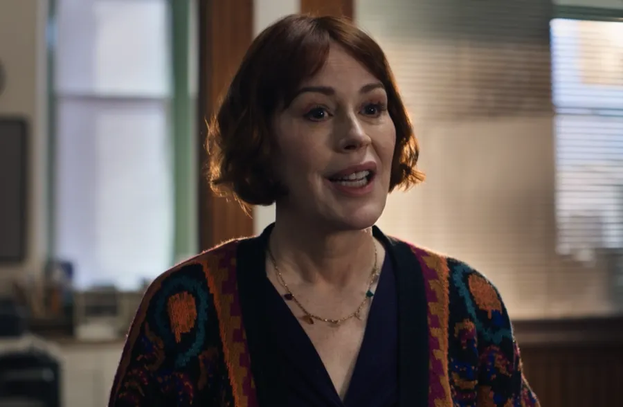 A Complete Guide to the Star-Studded Cameos in Hulu-s The Bear