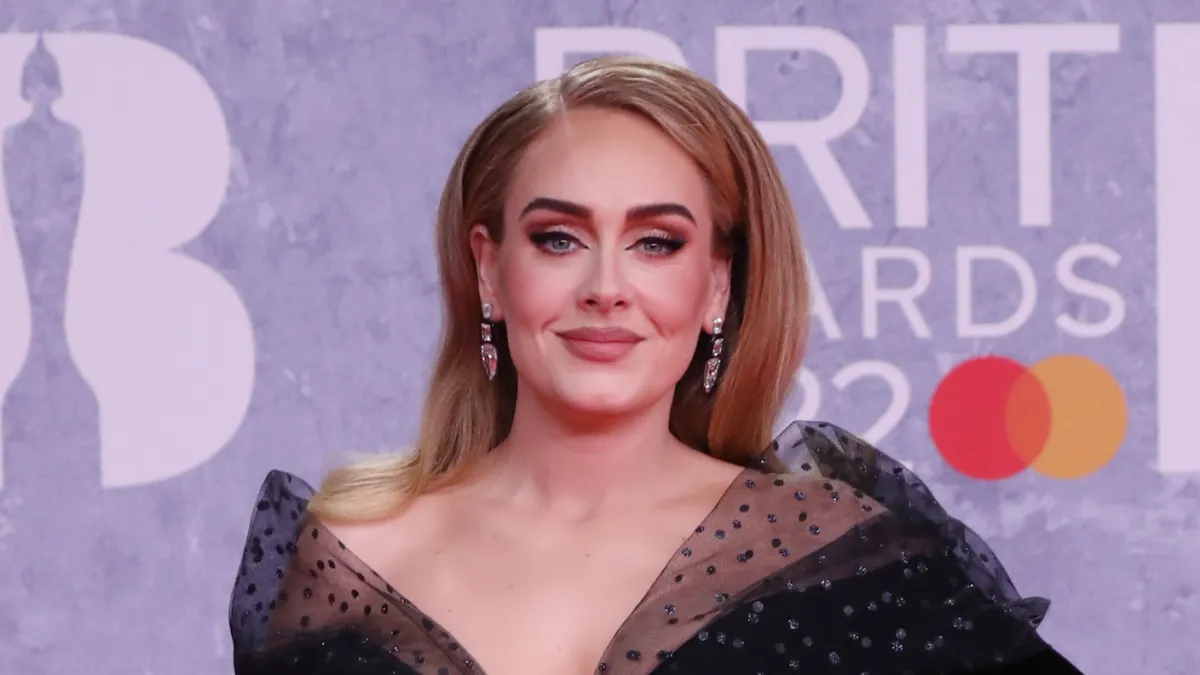 Adele Has Jock Itch After Sweating In Her Spanx