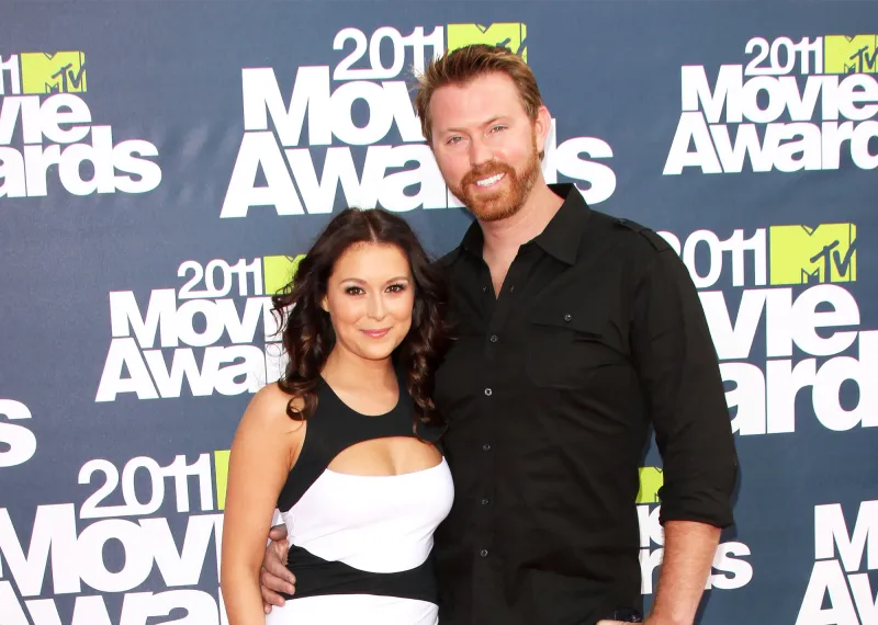 Alexa-Vega-Engaged-to-Carlos-Pena-Jr.-Congratulated-by-Ex-Husband-Sean-Covel-Alexa-Vega-and-Sean-Covel-2011