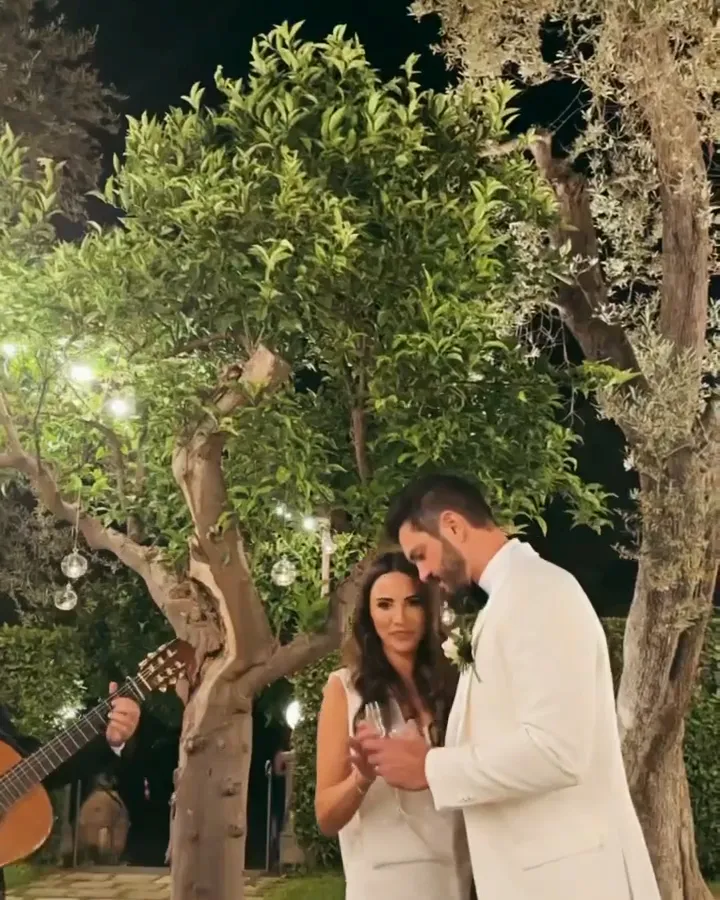 'Bachelorette' Alum Andi Dorfman and Blaine Hart's Wedding Album: Photos