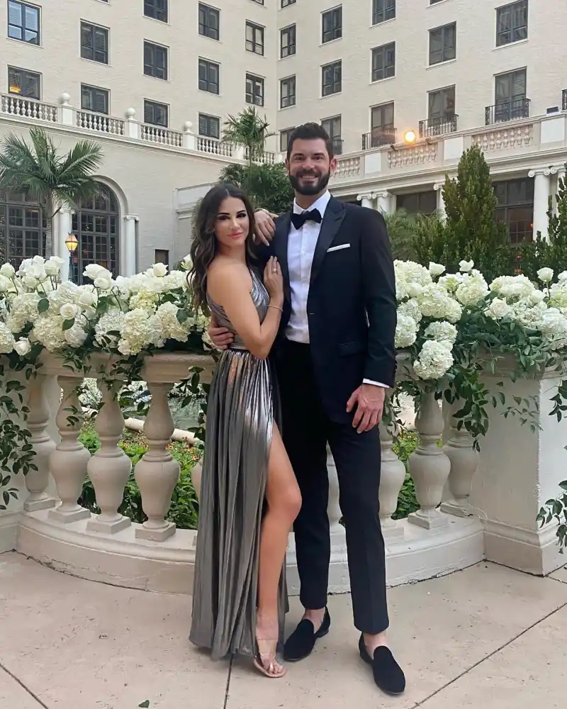 'Bachelorette' Alum Andi Dorfman and Blaine Hart's Wedding Album: Photos