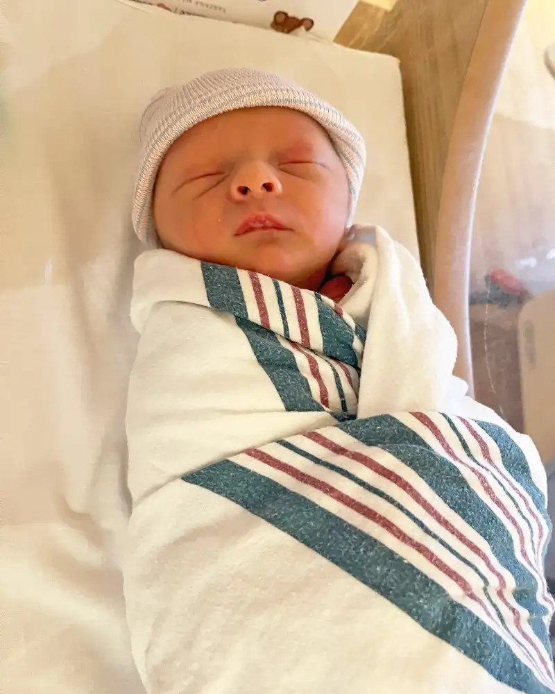 Celebrity Babies of 2023 Abby Elliott and Bill Kennedy