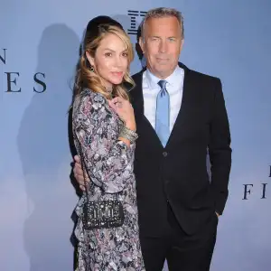 Christine-Baumgartner--Kevin-Costner-Divorce-655