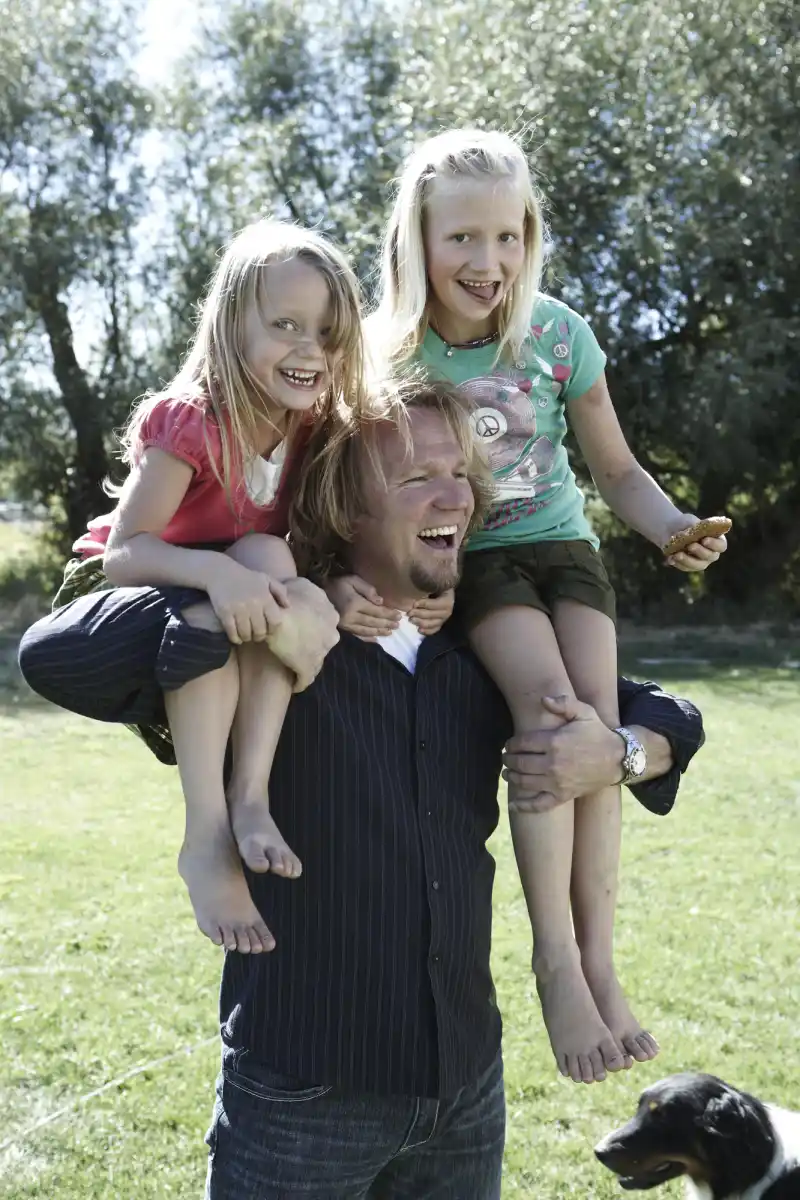 Sister Wives Christine Brown Snubs Ex Kody Brown on Fathers Day Pays Tribute to Fiance David Woolley