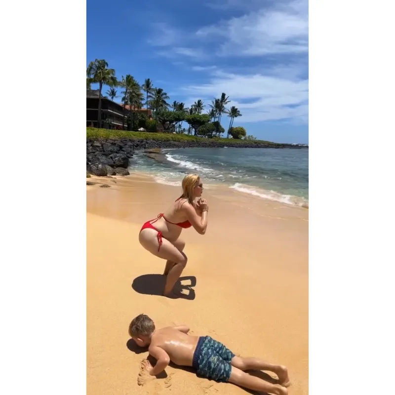 Expectant Celebrities Show Off Their Pregnancy Workouts Heidi Montag