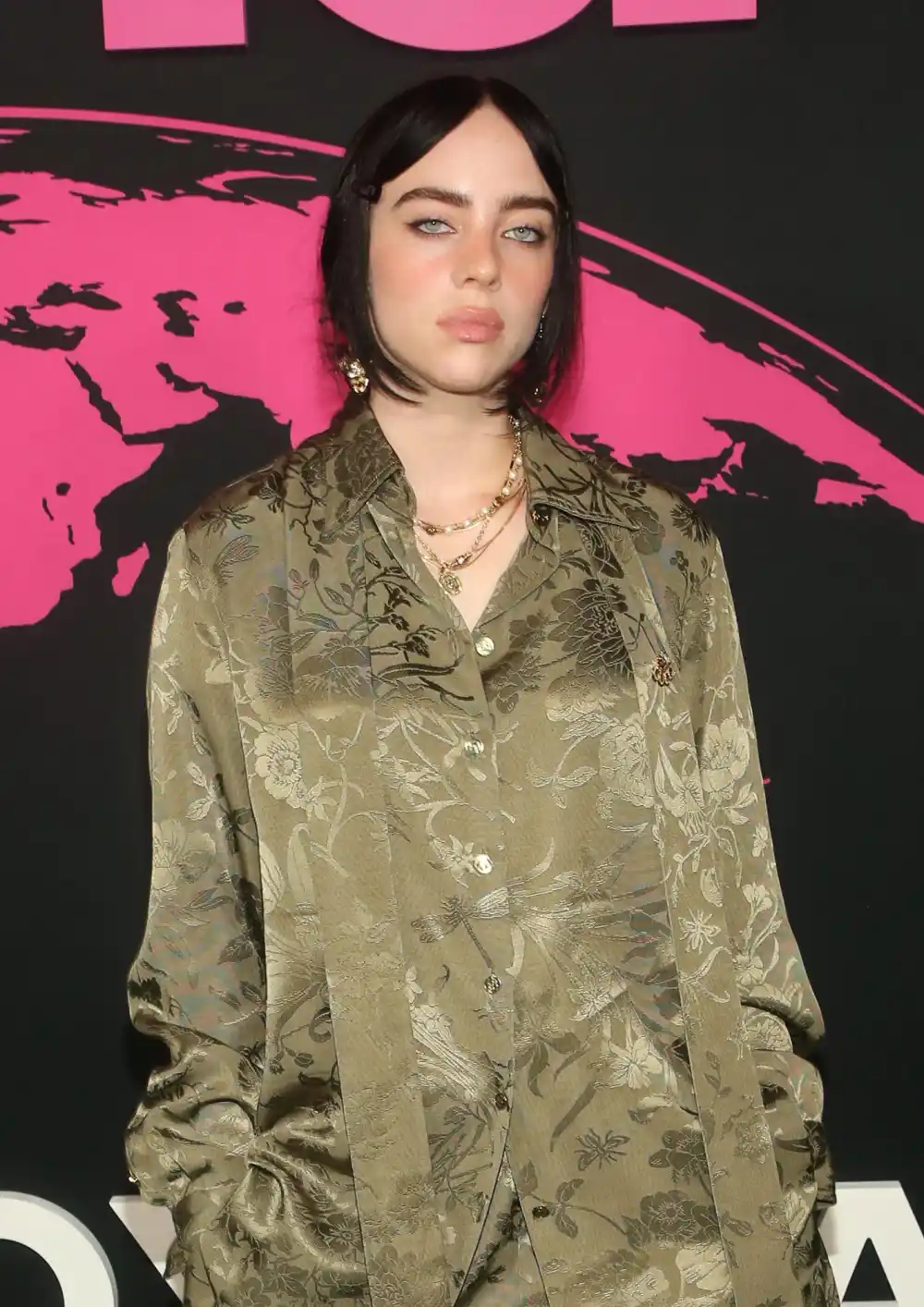 -I-Don-t-Think-I-Would-Be-Able-to-Exist---Billie-Eilish-Gets-Candid-About-Navigating-Body-Shaming-Comments&nbsp;-650
