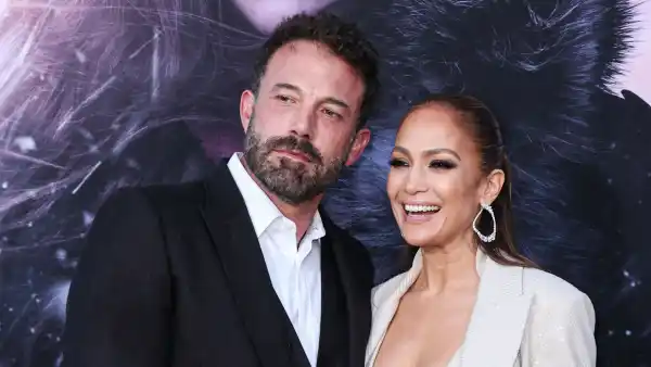 Jennifer Lopez and Ben Affleck Buy 60 Million Mansion in Beverly Hills