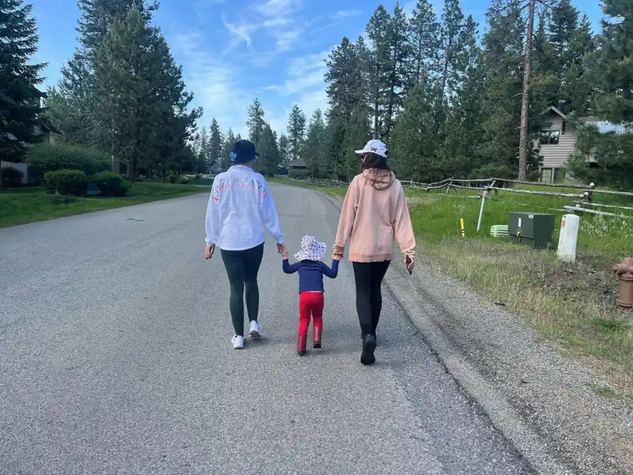 Celebrity Families’ 2023 Summer Vacations: Sean Lowe, Chrissy Teigen, Vanessa Lachey and More