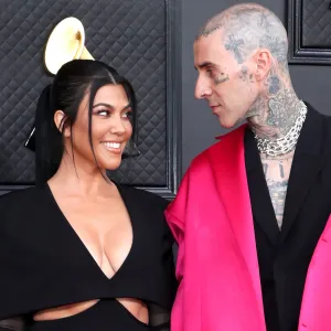 Kourtney Kardashian Gives Birth, Welcomes Her Baby No. 1 With Husband Travis Barker