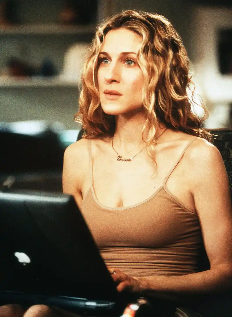 Sarah Jessica Parker Celebrates Sex and the City Anniversary With Iconic Carrie Necklace