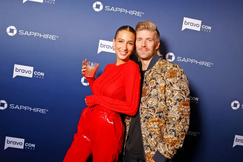 Summer Houses Amanda Batula Is Pregnant Expecting 1st Child With Kyle Cooke