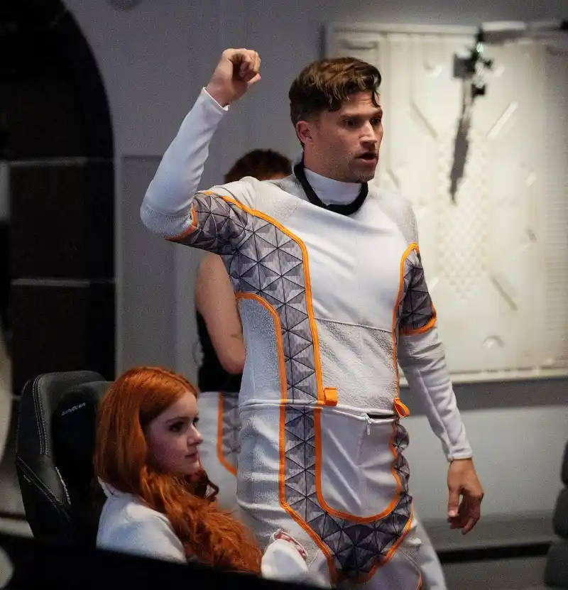 Tom Schwartz Recalls the Moment He Felt Like He Was on Another Planet During Stars on Mars Production-169